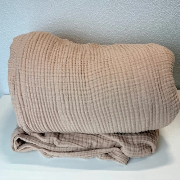 West Elm Dreamy Gauze King Duvet Cover Bedding - Picture 3 of 6